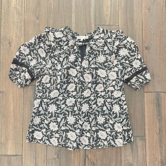 C&C Black Pink Boho Peasant Floral Top S NWT - Picture 1 of 7